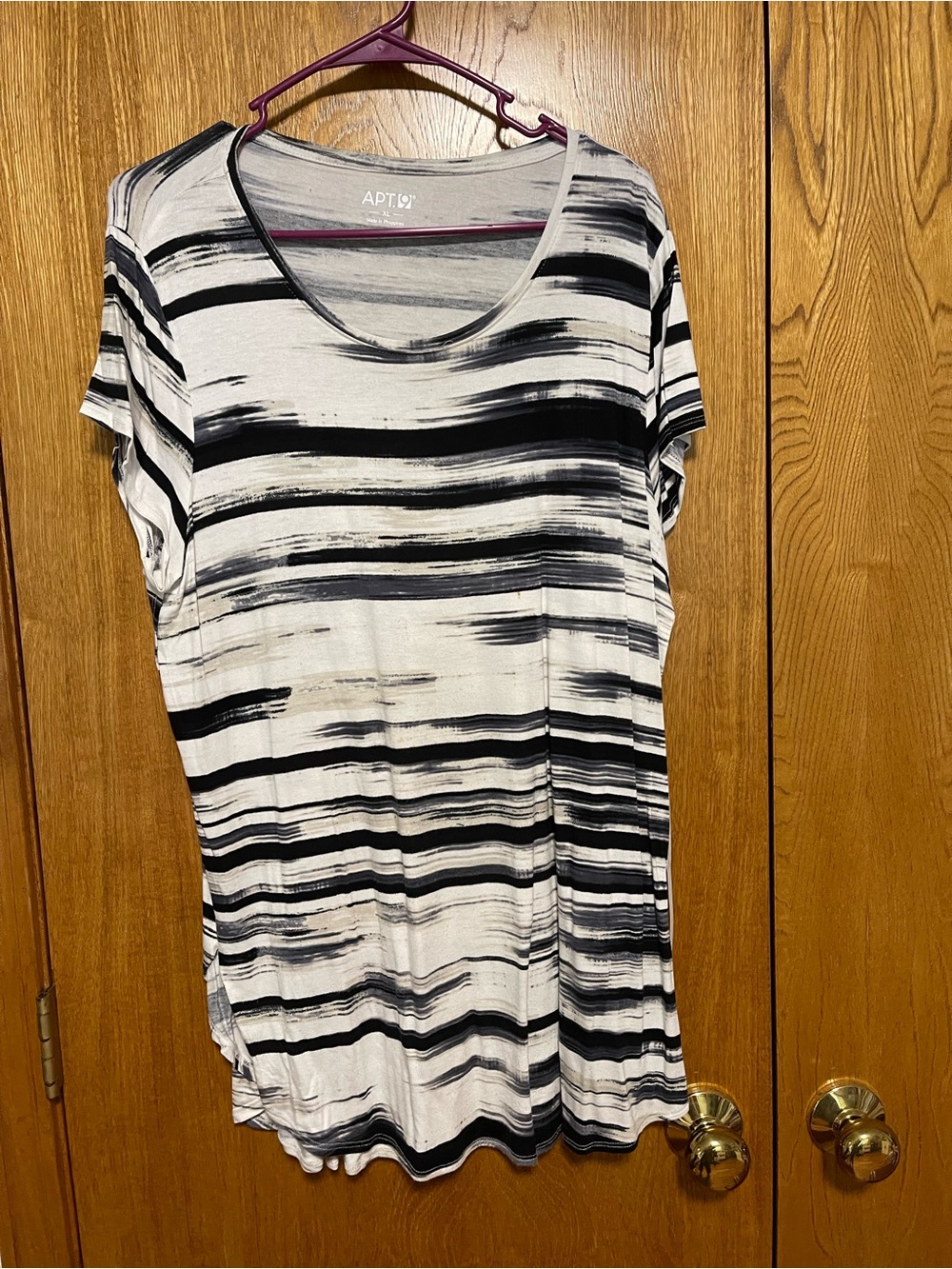 Apt. 9 Black and White Brushstroke Stripe Short Sleeve Tee